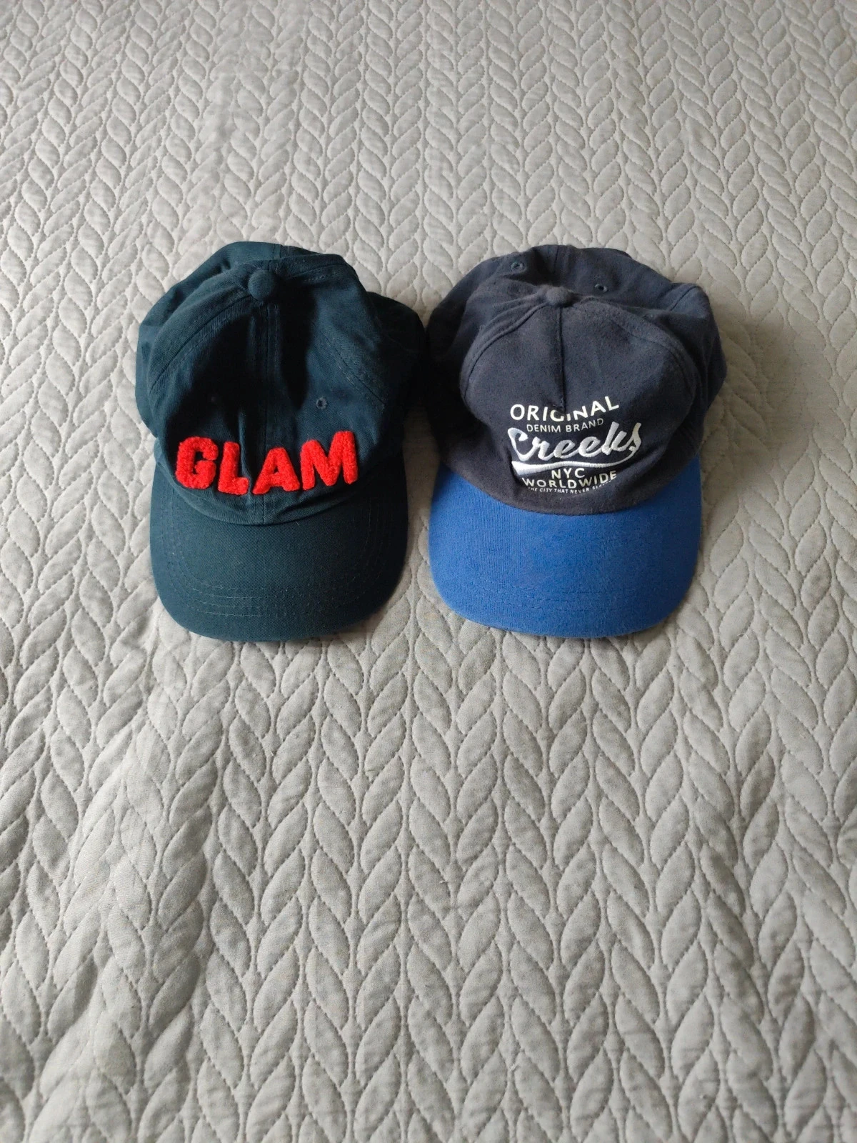 Lot de 2 casquettes